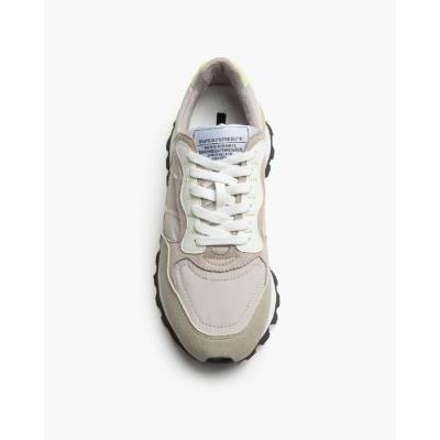 zapatilla deportiva corina mujer cordones detalle fluor
