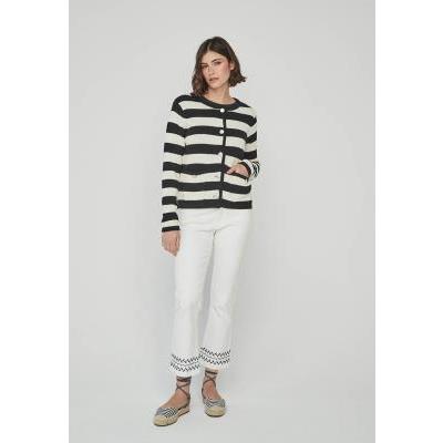 pantalon mujer crop blanco bordado