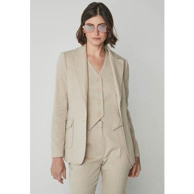 america beige mujer