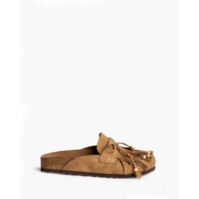 zueco estilo boho camel mujer