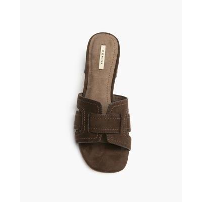 sandalia marron chocolate barata corina tacon cuadrado