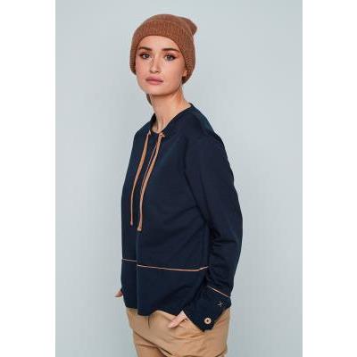 sudadera detalle contrastes