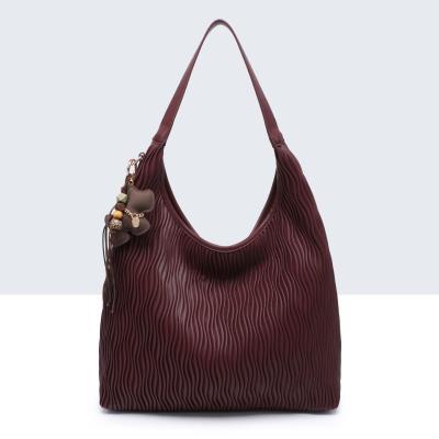 shopper-mujer-colgador